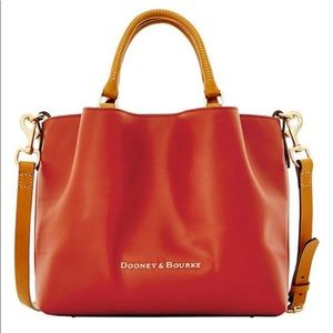 Dooney & Bourke large Barlow Tote